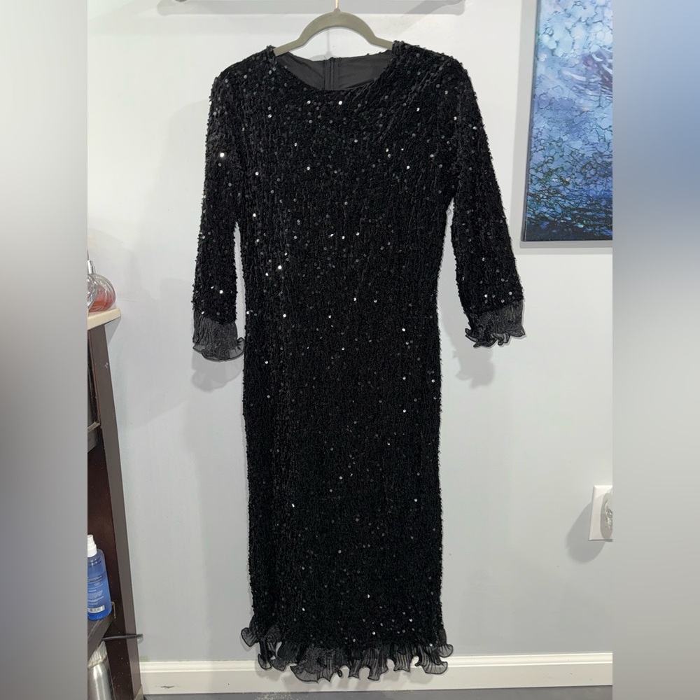 Chic Black Sequin Dress with Ruffle Sleeves